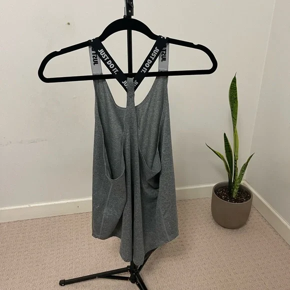 Nike Dri-FIT Racerback Training Tank - Picture 3 of 5